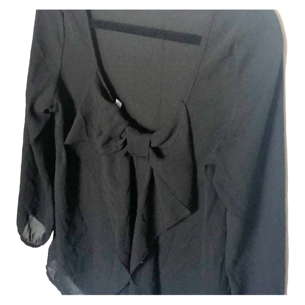 3/4 Sleeve Backless Bow Top